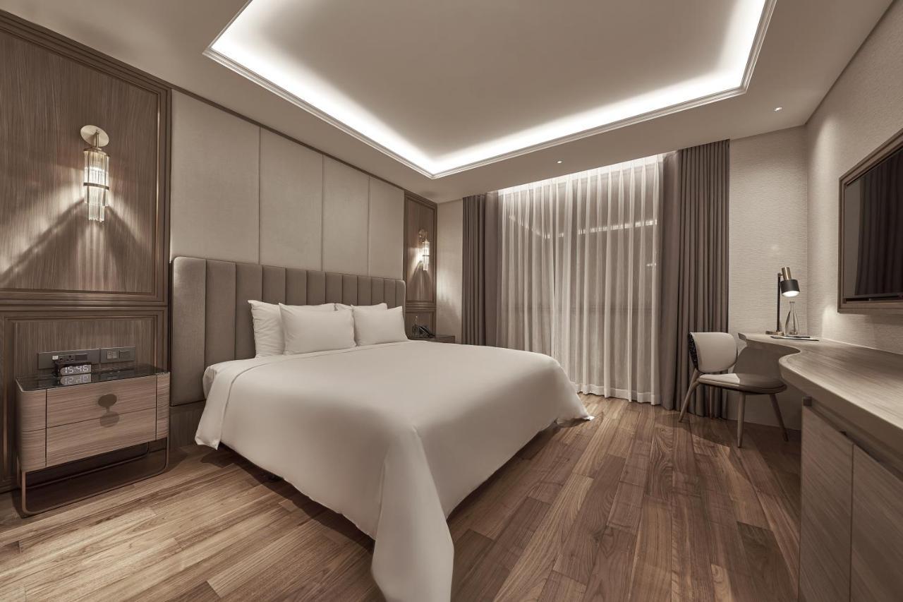 La Siesta Premium Saigon Отель