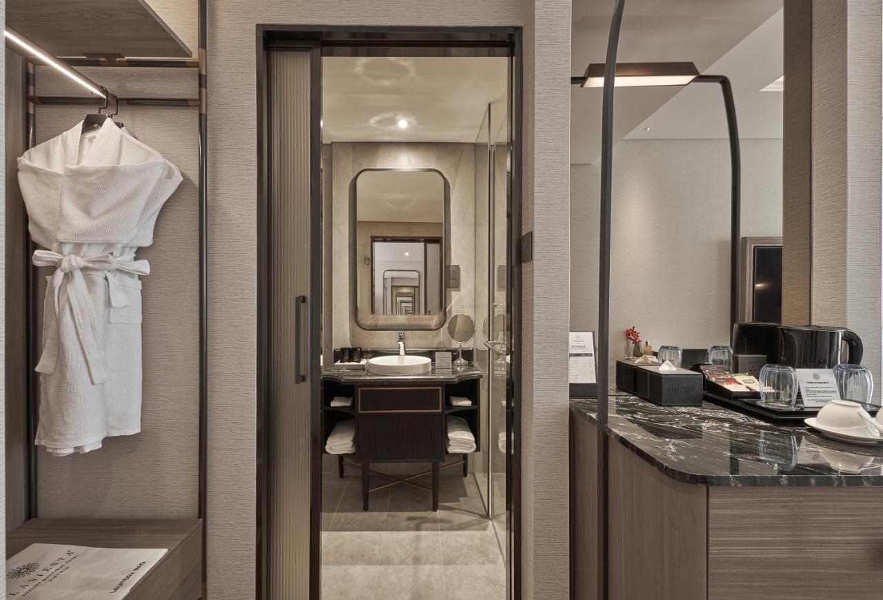 La Siesta Premium Saigon Отель
